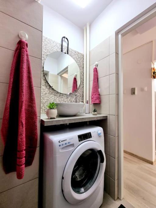 Apartament Ultracentral Magheru Studio Bucureşti